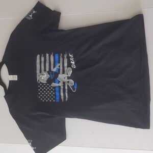 Vintage DARE T Shirt 90’s Lion Graphic Print Tee size medium